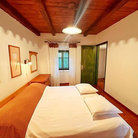 Apartments Cvita Veli Lošinj Extérieur photo