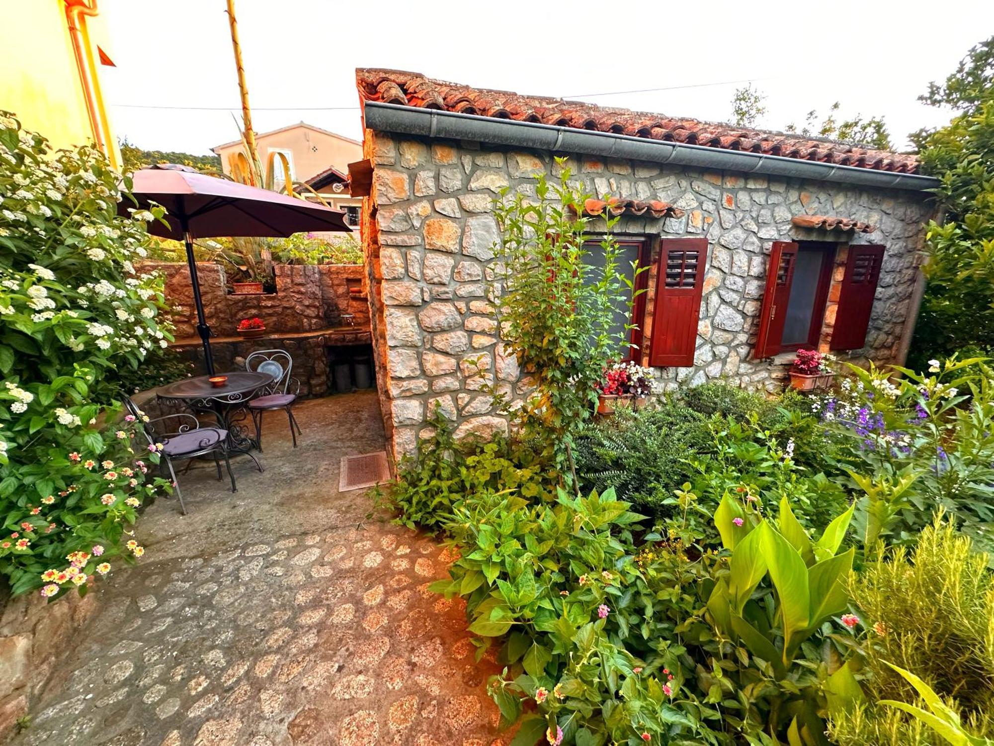 Apartments Cvita Veli Lošinj Extérieur photo